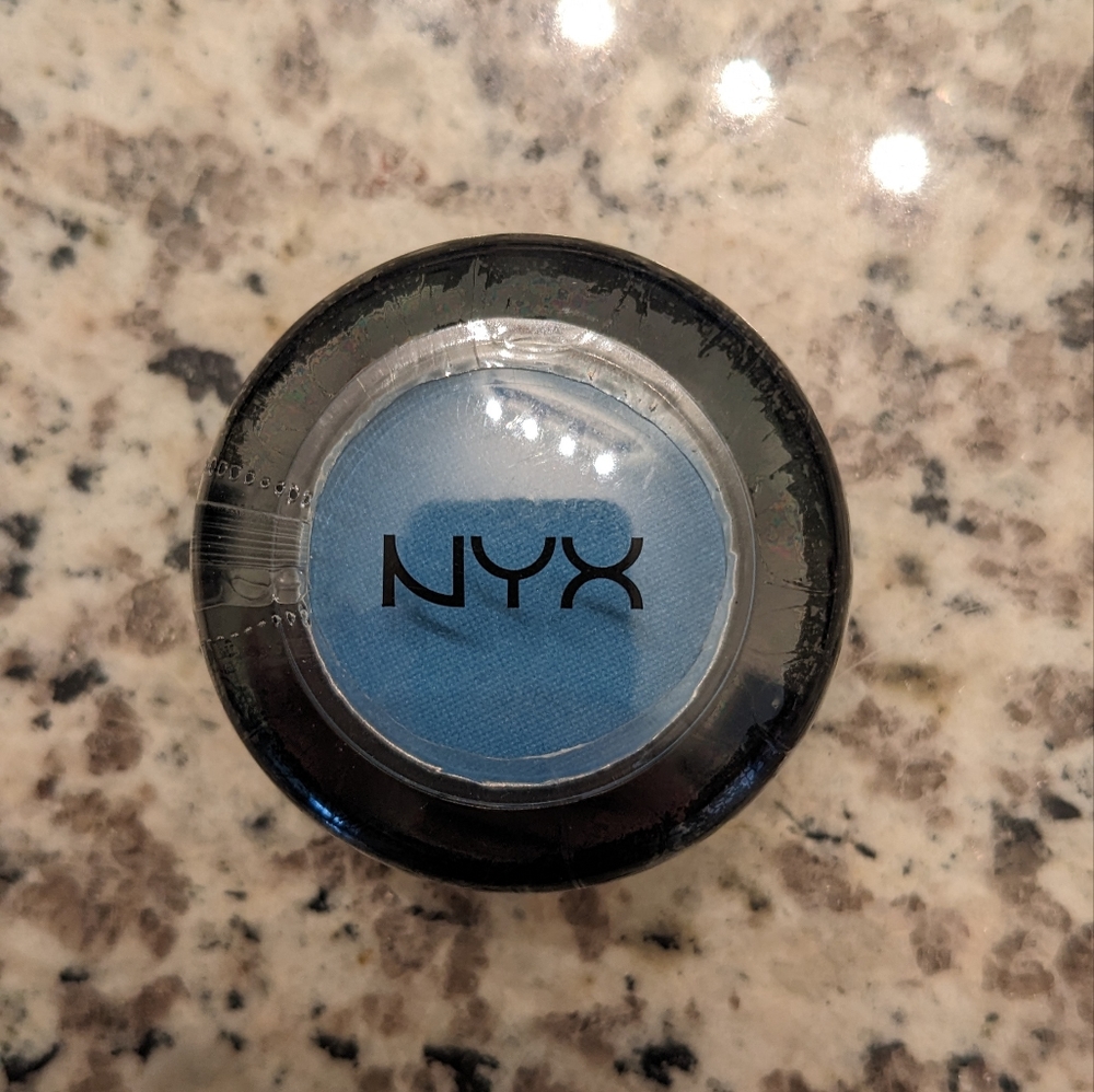 NYX Voyeur NMS06 Single Pigment  Eyeshadow